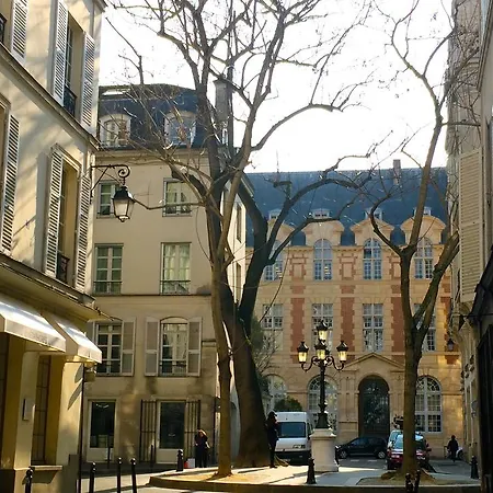 Nice Flat St Germain Des Pres Parigi